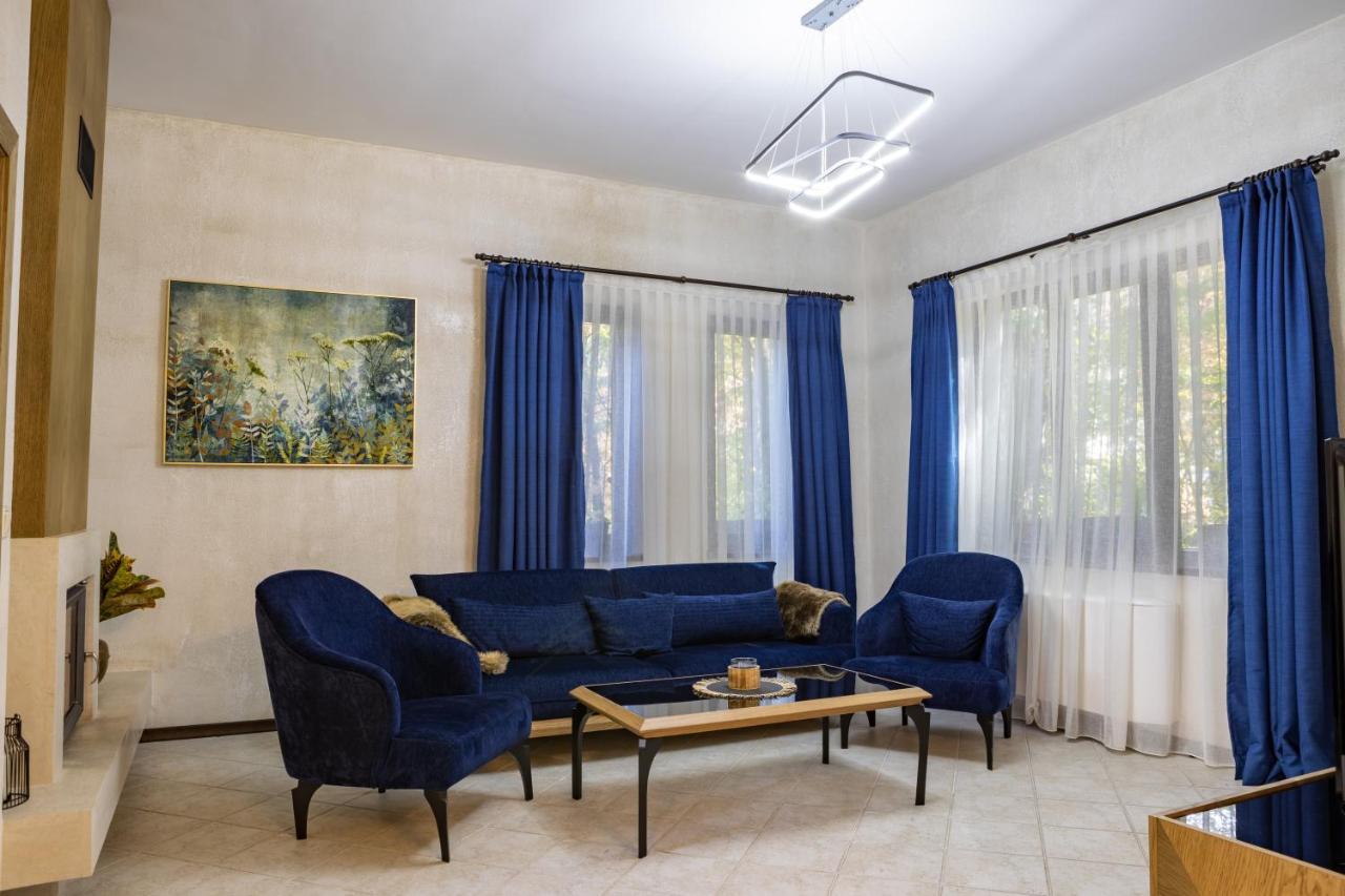 Ostrova Holiday Village Beli Osŭm Buitenkant foto