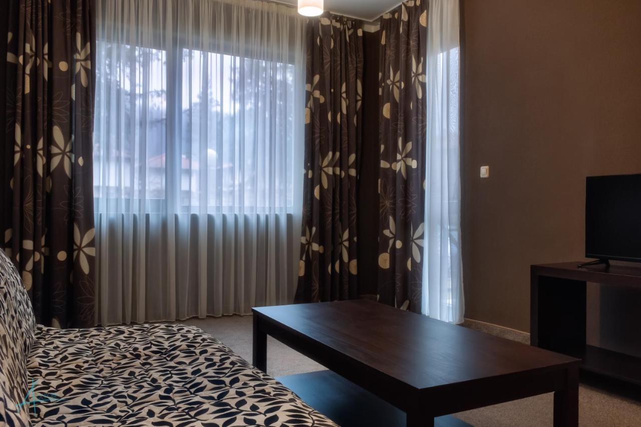 Ostrova Holiday Village Beli Osŭm Buitenkant foto